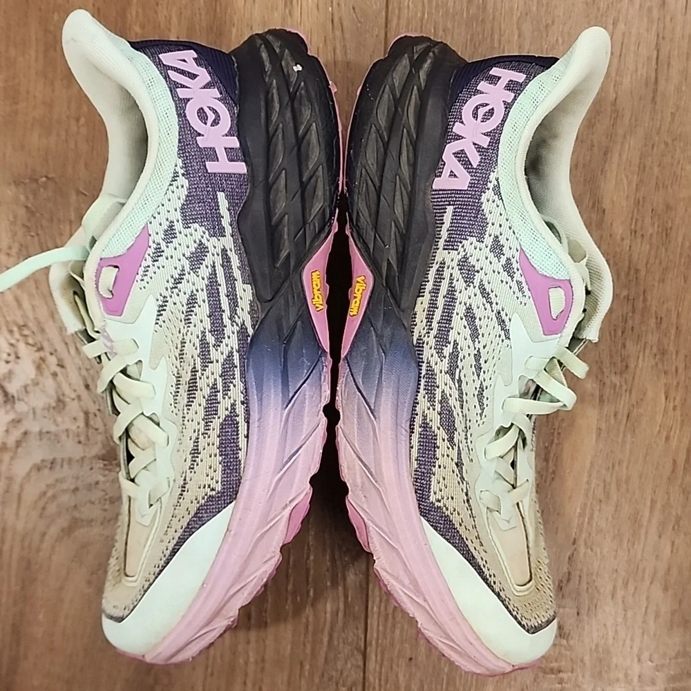 HOKA Scapegoat 5 Wide Trails Sneaker Shoe Vibram Sole Casual Women's size 8.5D
